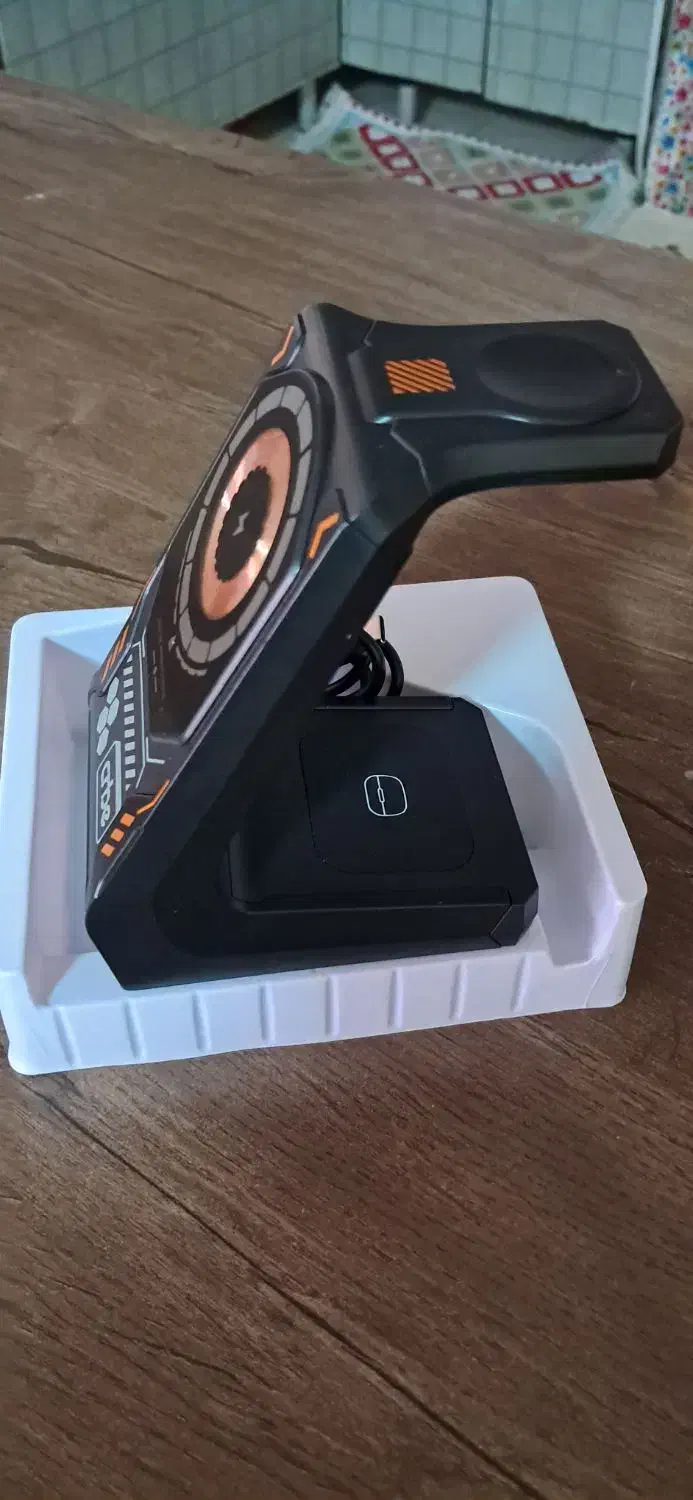 شارژ وایر لس Crbe|لوازم جانبی موبایل و تبلت|شیراز, شهرک مطهری|دیوار