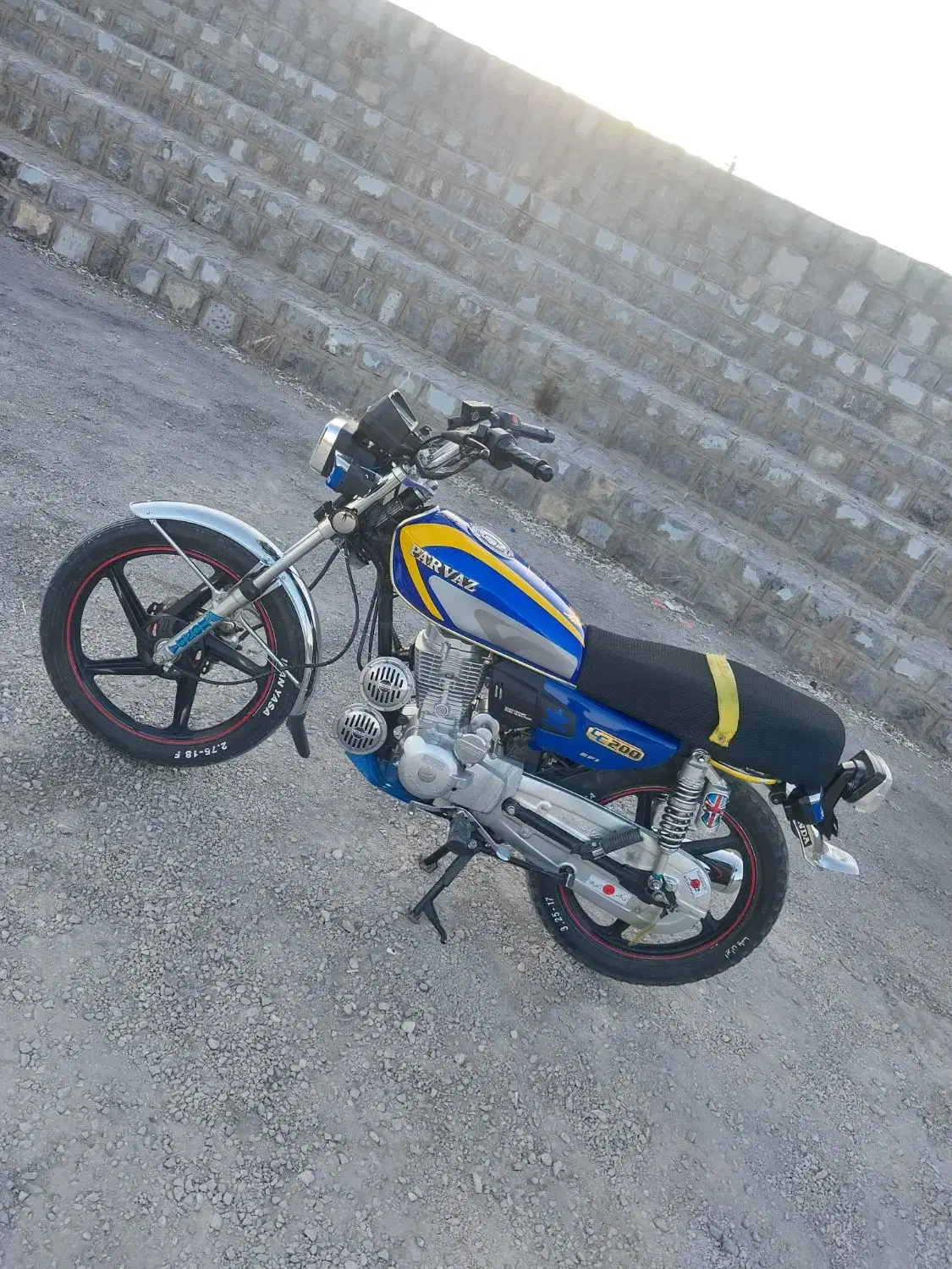 200پرواز کاربرات ۱۴۰۱|موتورسیکلت|مبارکه, |دیوار