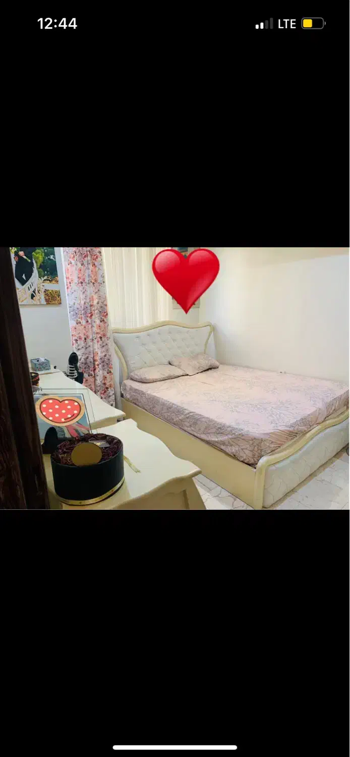 تخت و کنسول|تخت و سرویس خواب|شیراز, قلات|دیوار