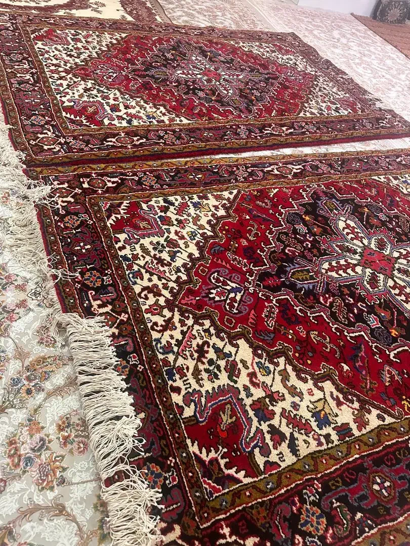 فرش دستبافت هریس (بارماخ توخوش)|فرش|نسیمشهر, |دیوار