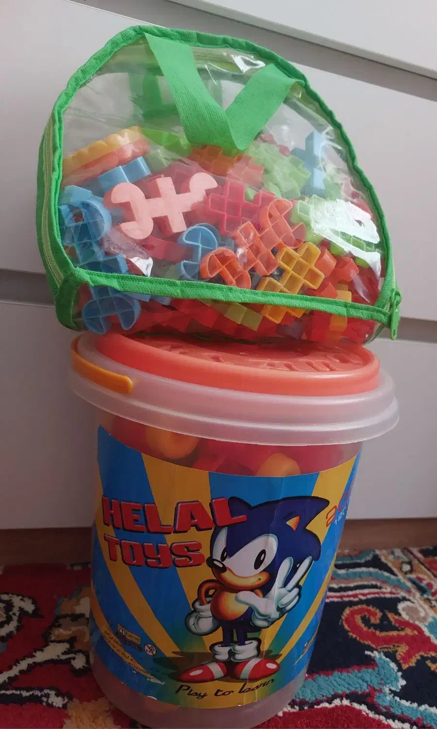 جغجغه و آجر بازی|اسباب‌بازی بچه|هشتگرد, شهرک مهستان ۱|دیوار