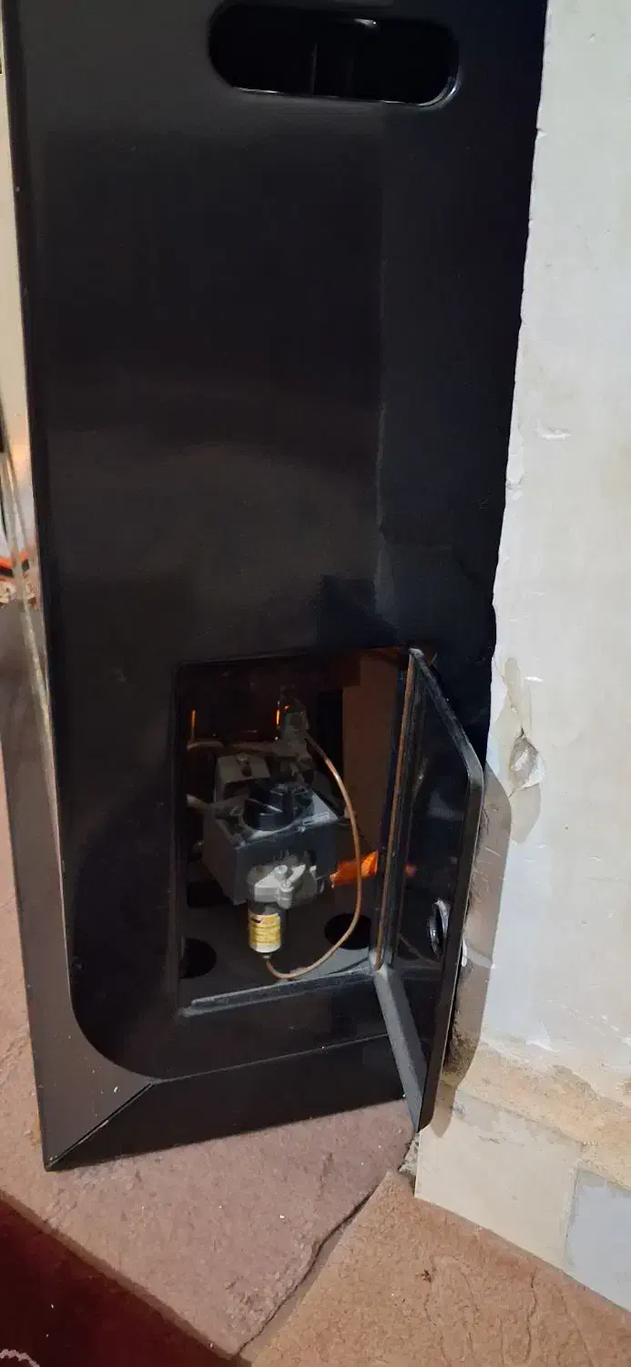 بخاری|بخاری، هیتر، شومینه|ری, شهرک نظامی|دیوار