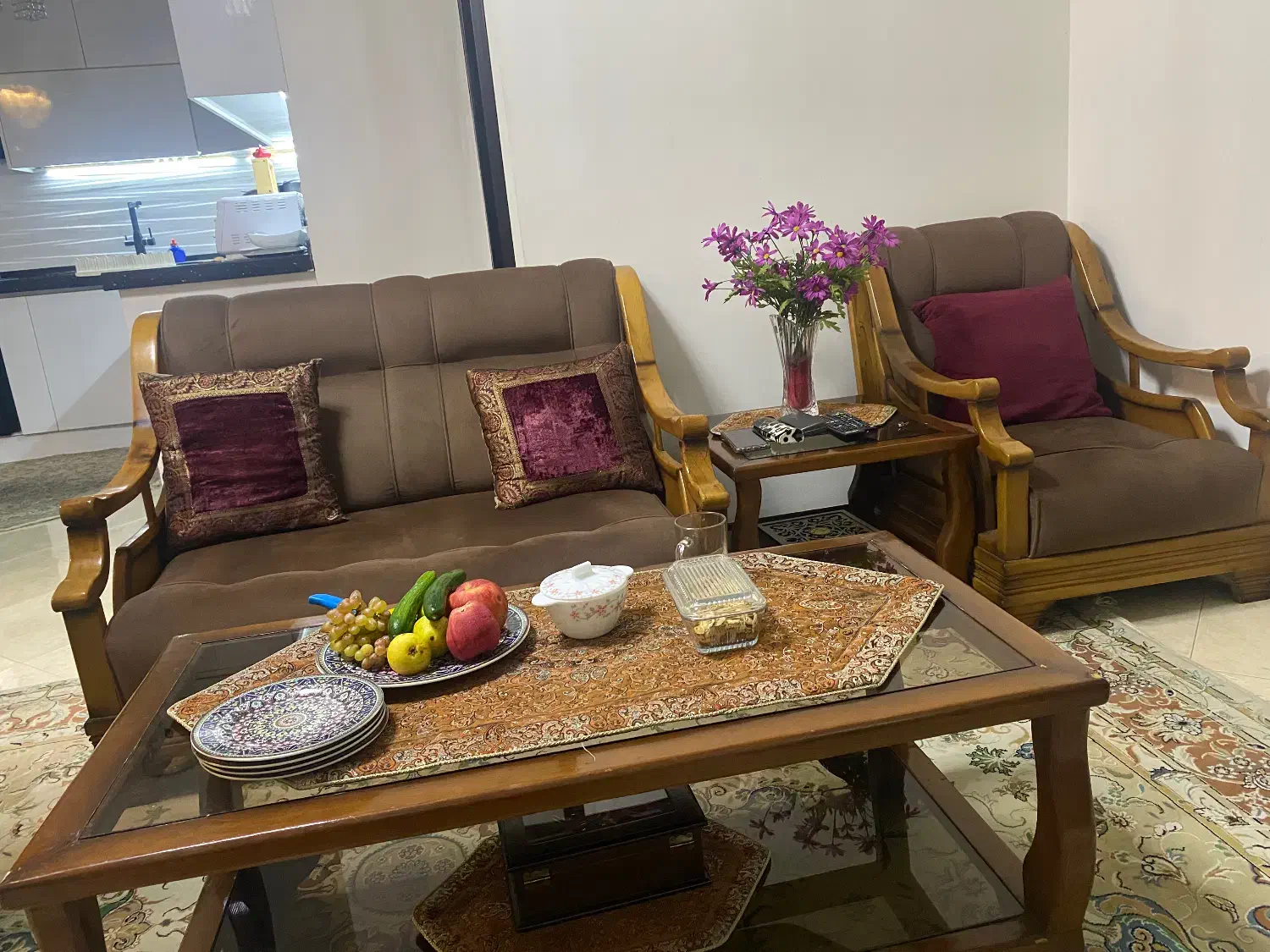 مبل نیم ست چهارنفره|مبلمان خانگی و میز عسلی|محمودآباد, |دیوار