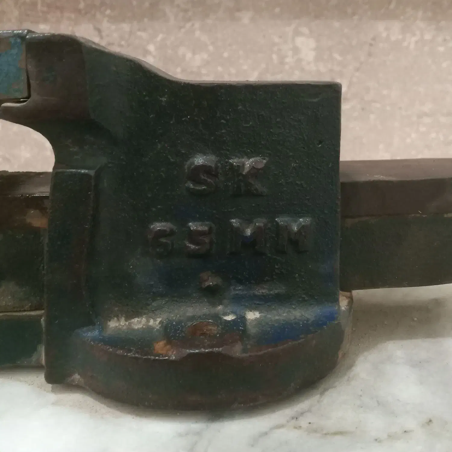 گیره قدیمی سالم|کلکسیون اشیاء عتیقه|رباط‌کریم, الارد|دیوار