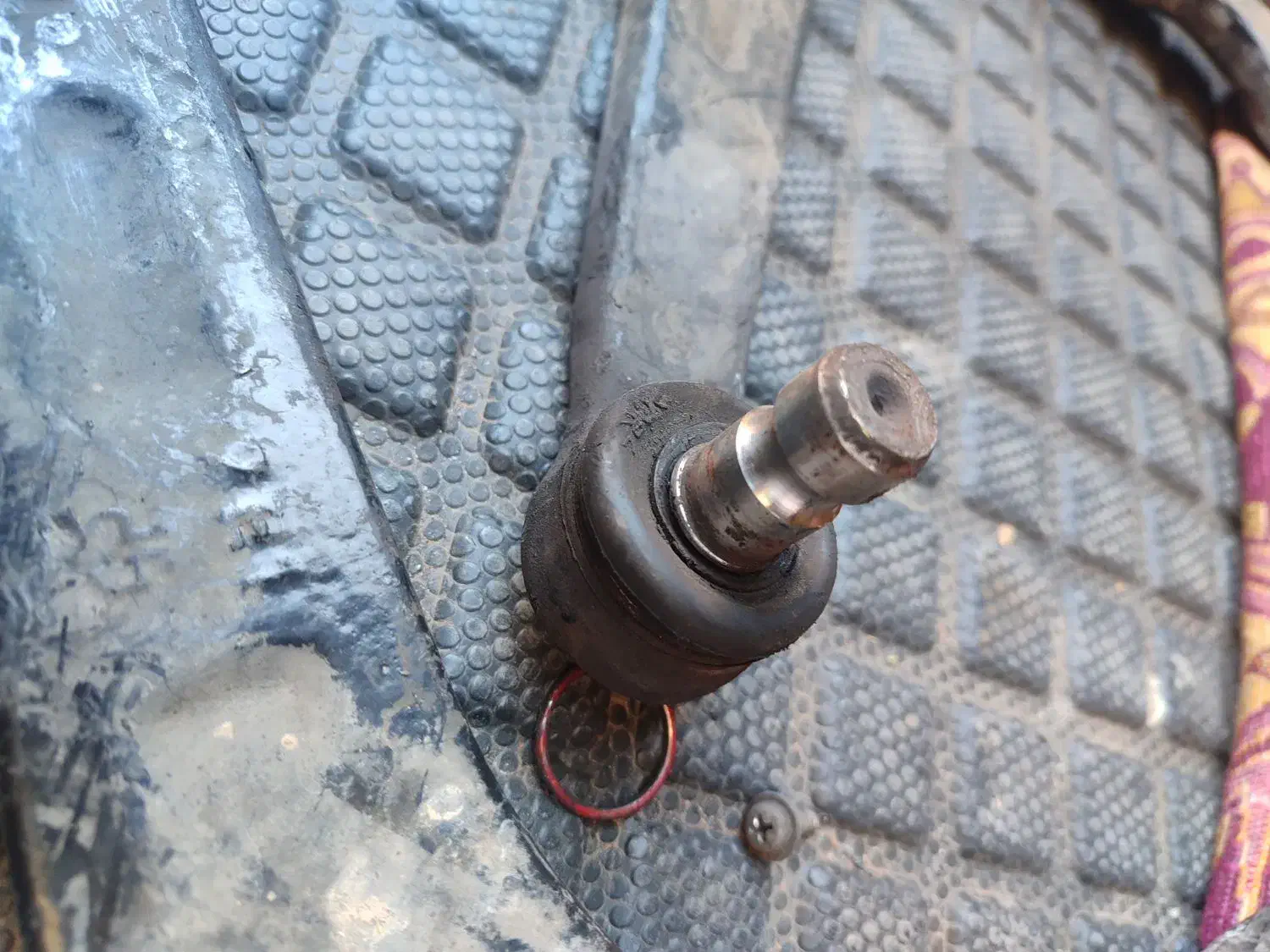 طبق 206 یا رانا فابریک و جعبه فرمان مگان|قطعات یدکی و لوازم جانبی|قم, شهرک سازمان آب|دیوار