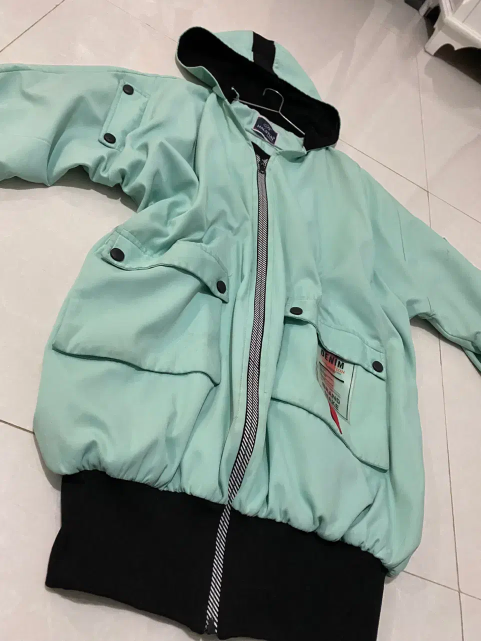 کاپشن و بارانی زنانه|لباس|مشهد, الهیه|دیوار