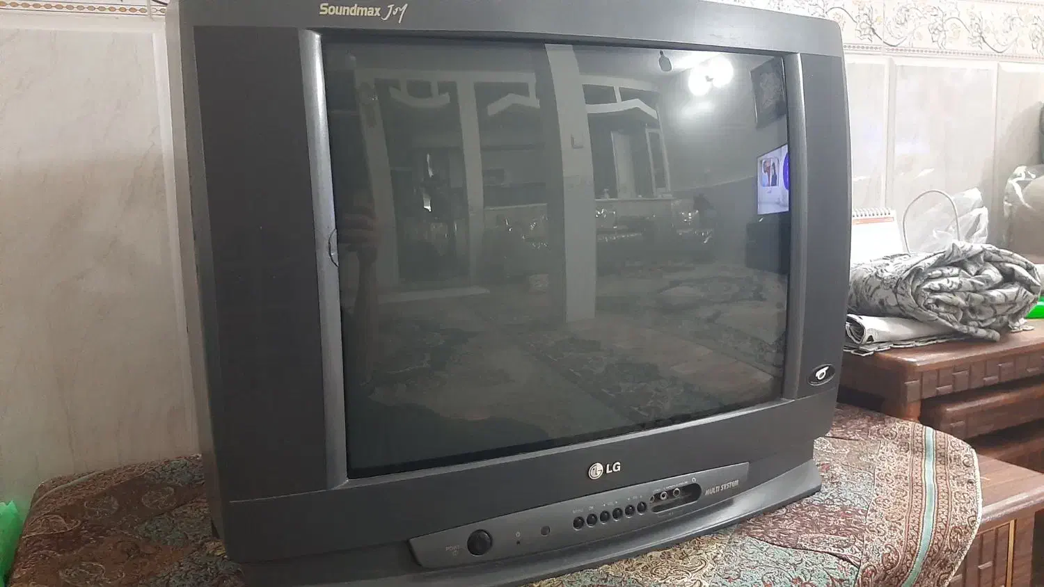 تلویزیون|تلویزیون و پروژکتور|قرچک, شهرک طلائیه|دیوار