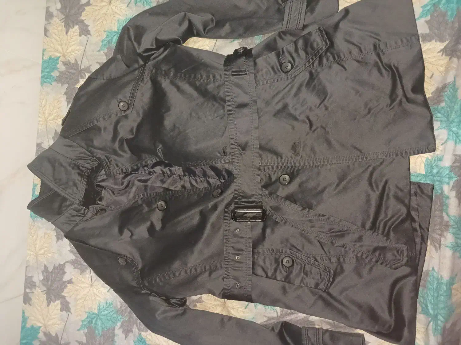 کاپشن خارجی زنانه|لباس|شیراز, مسلم|دیوار