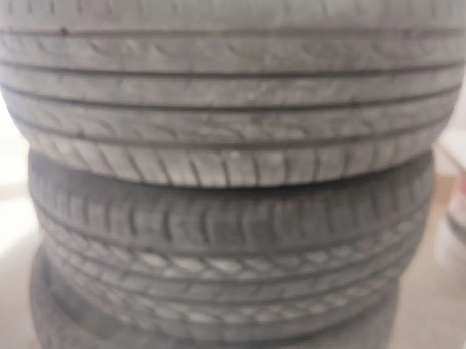 لاستیک ۱۴|قطعات یدکی و لوازم جانبی|هشتگرد, شهرک ارم شرقی|دیوار