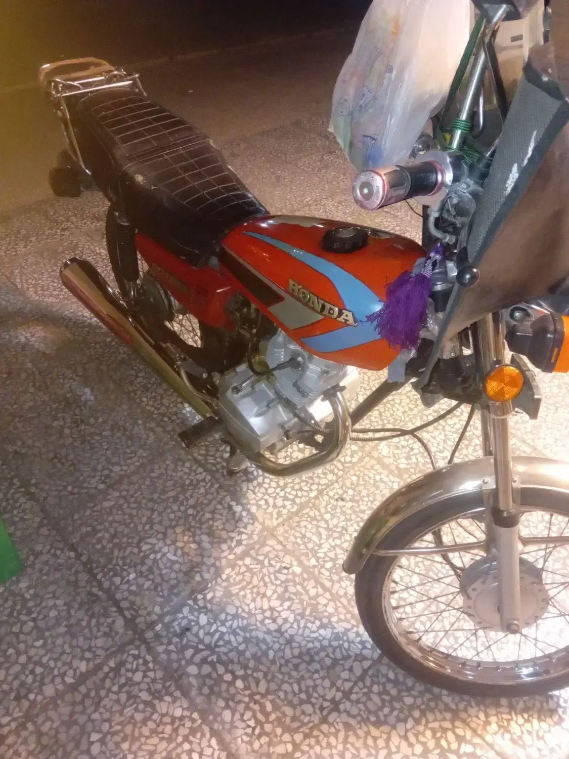 م.تورسیگلت هندا125 تگتاز فوری|موتورسیکلت|اندیشه, اندیشه فاز ۲|دیوار