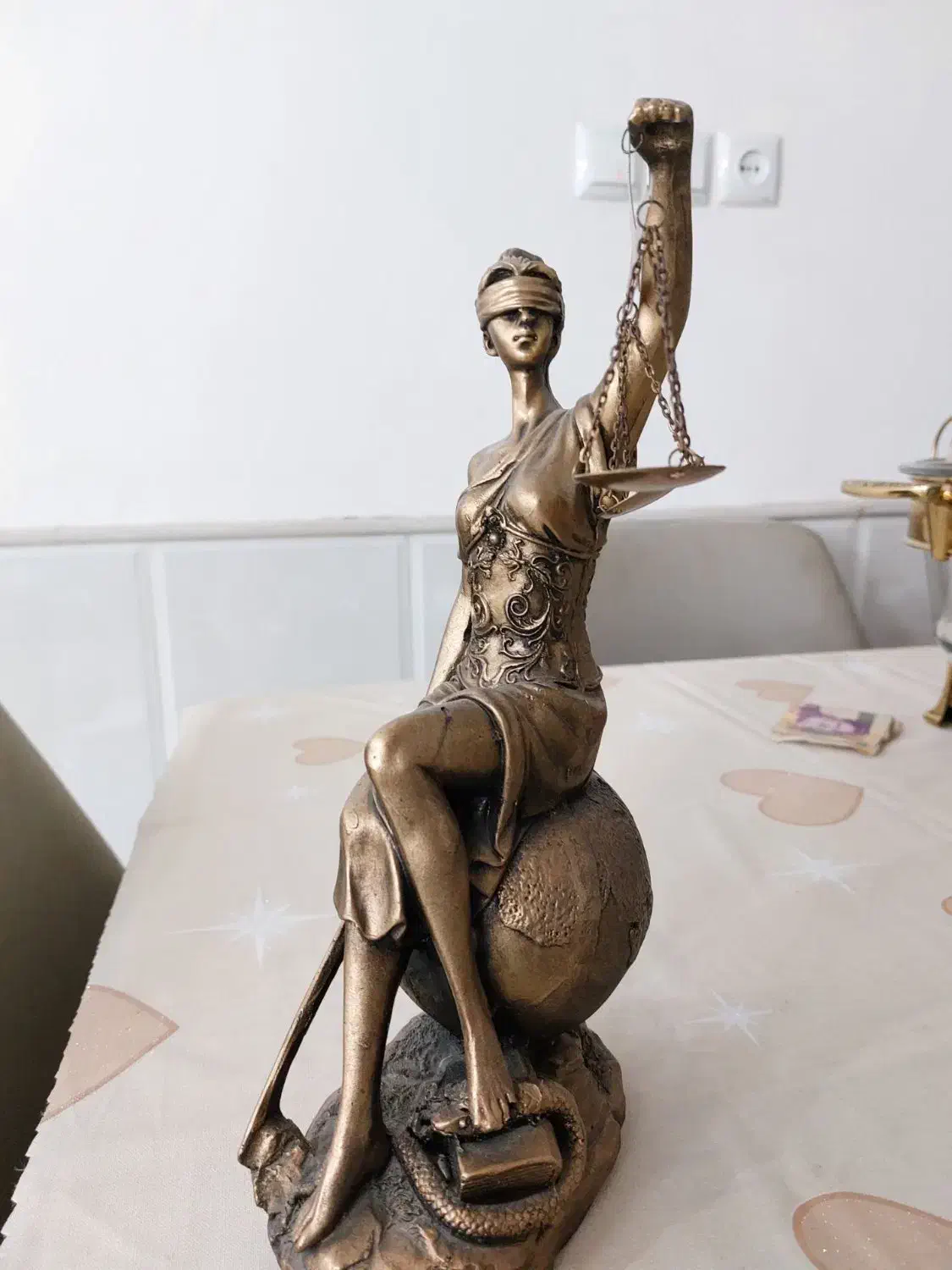 مجسمه|مجسمه، تندیس، ماکت|نیشابور, بنیاد شهید|دیوار