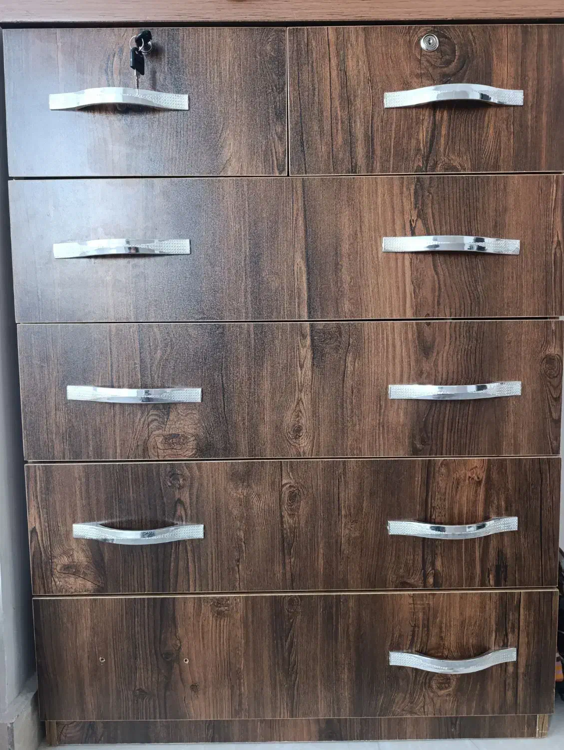 دراور لباس 4 کشو بزرگ 2کشو کوچیک در حد نو|جاکفشی، کمد، دراور|الوند, |دیوار