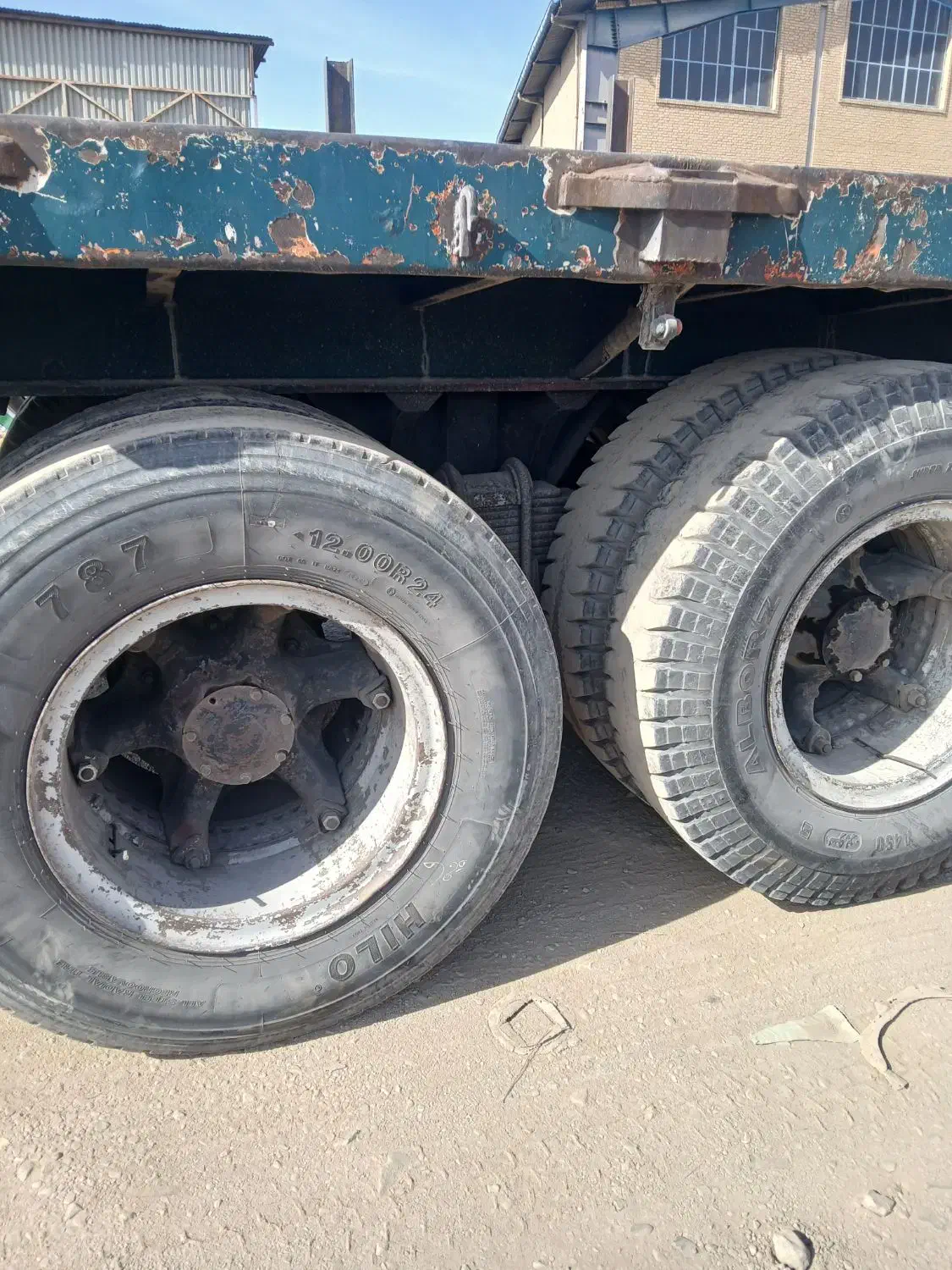 کفی تریلر|خودرو سنگین|دماوند, گیلاوند|دیوار