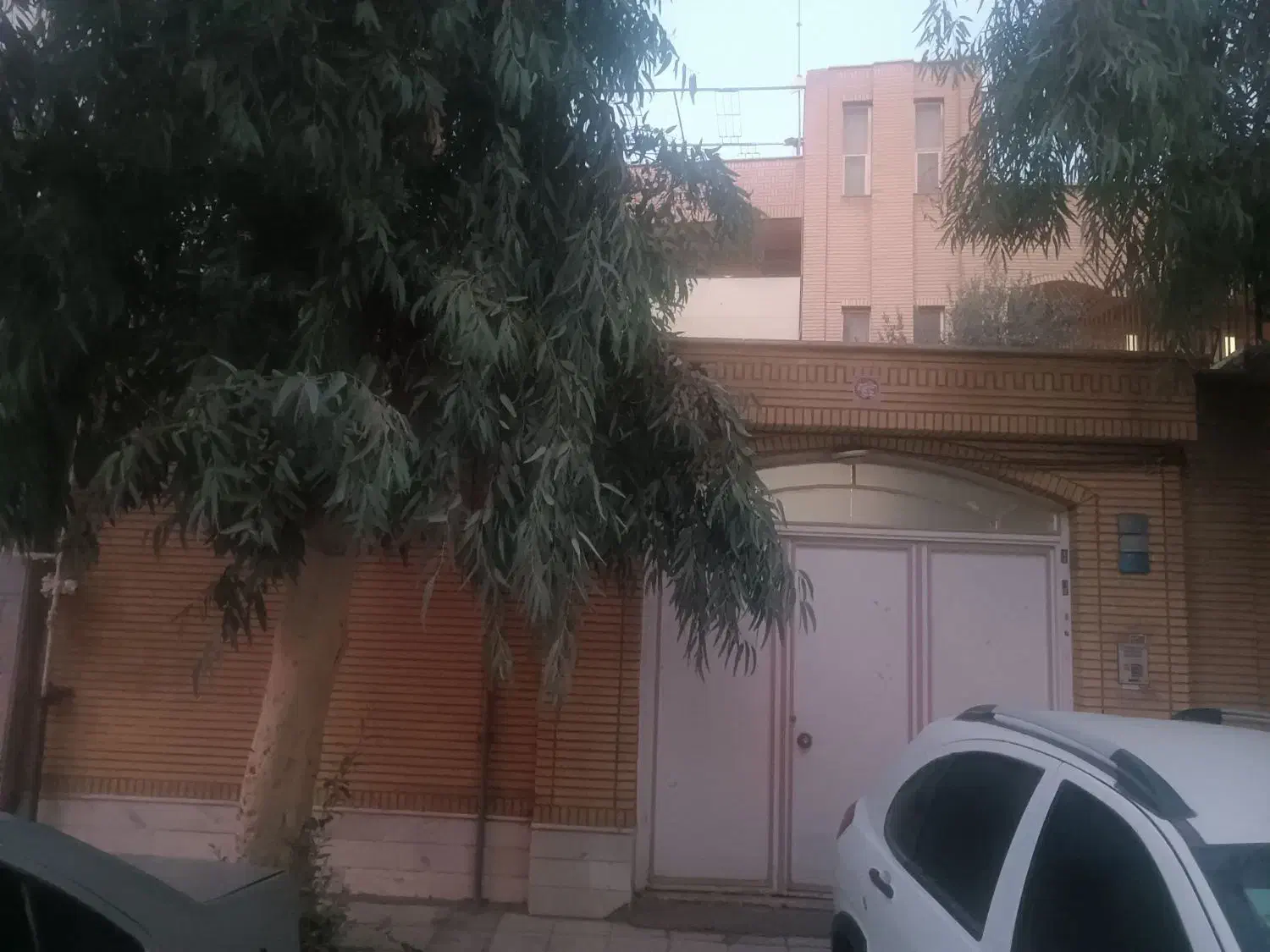فروش خانه ویلایی ۱۷۰ متری ۳ طبقه در عطاران|فروش خانه و ویلا|قم, بکایی|دیوار