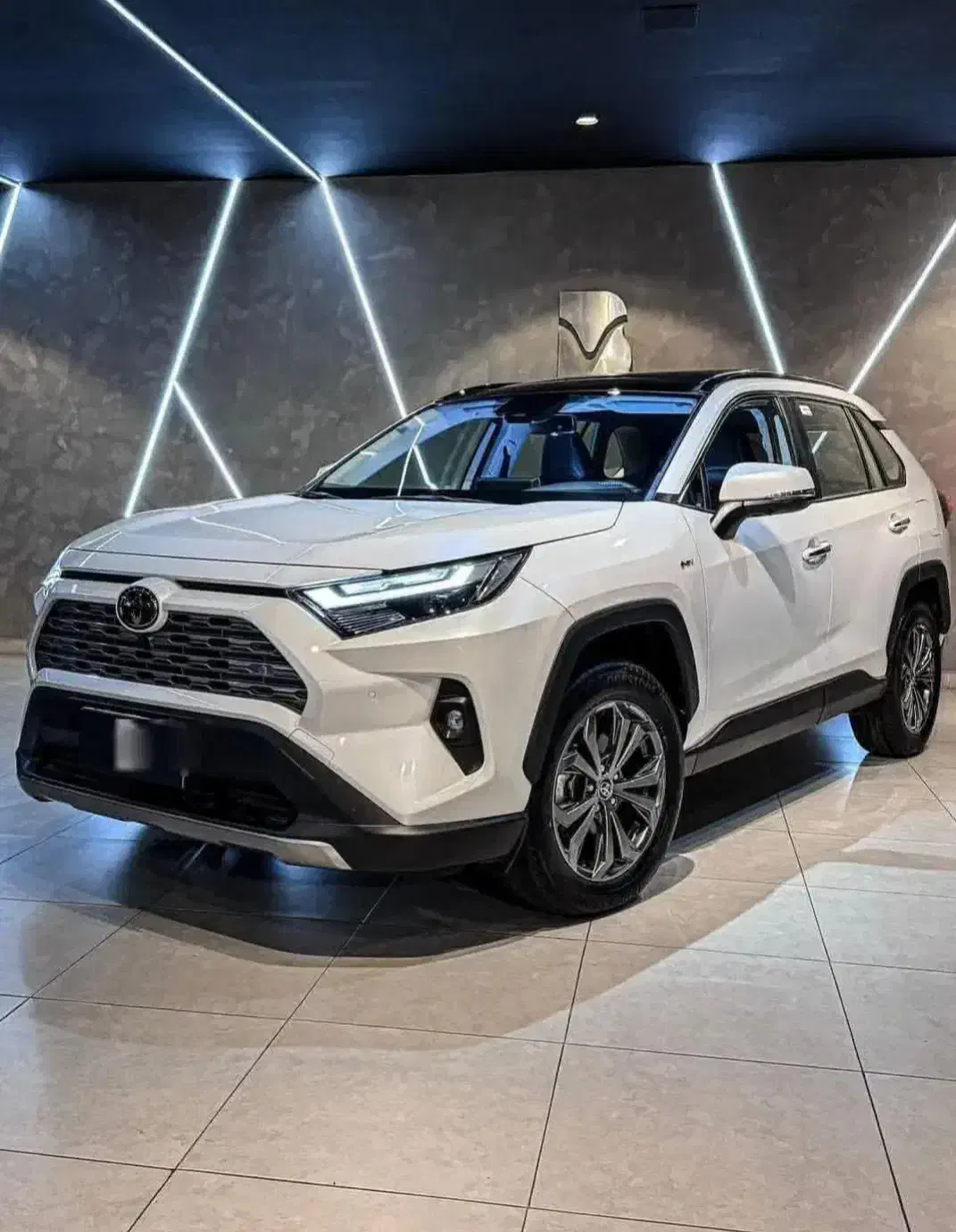 اجار تویتا راوفور  Toyota RAV4 Hybrid|خودرو اجاره‌ای|تهران, استاد معین|دیوار