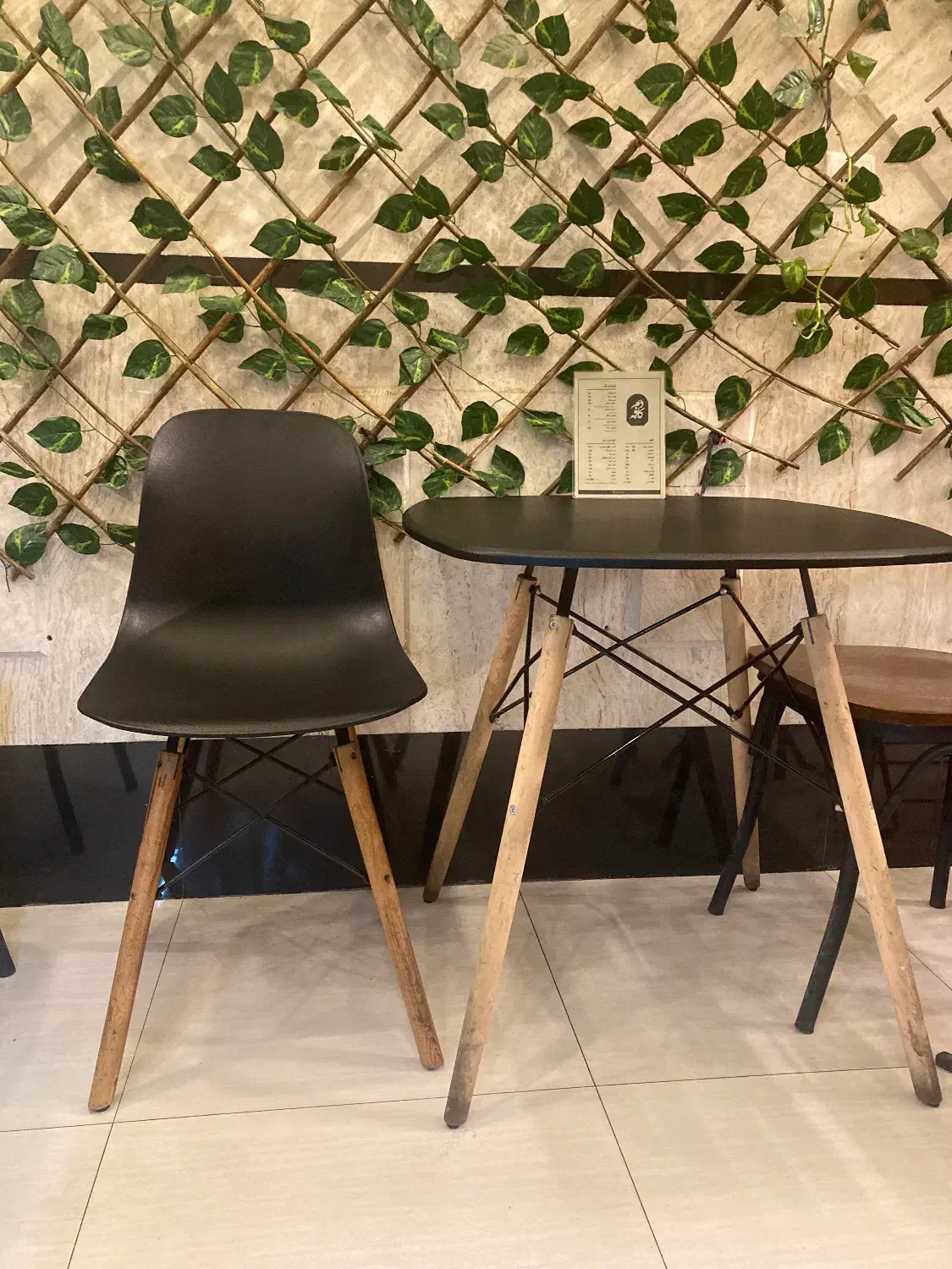 میز و صندلی|میز و صندلی غذاخوری|ساری, |دیوار