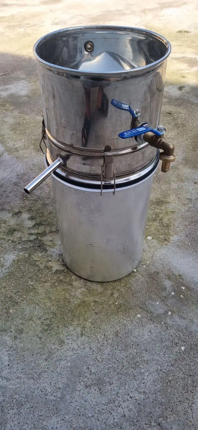 دیگ گلاب گیری|ظروف پخت‌وپز|شوشتر, |دیوار