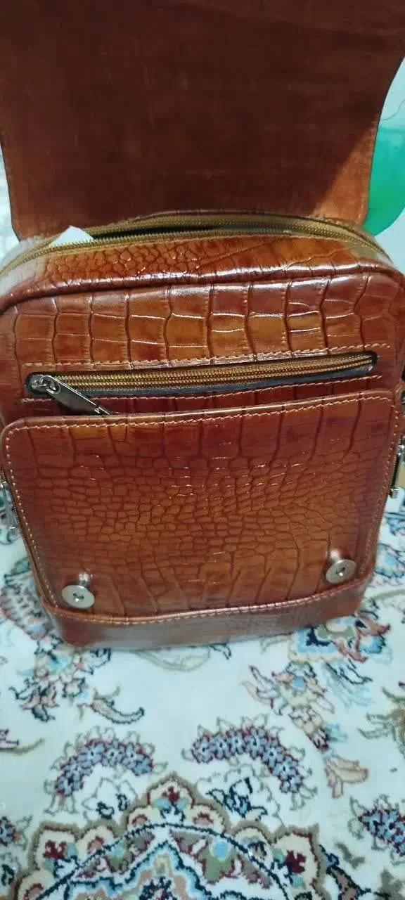 کیف چرمی|کیف، کفش، کمربند|مشهد, کوشش|دیوار