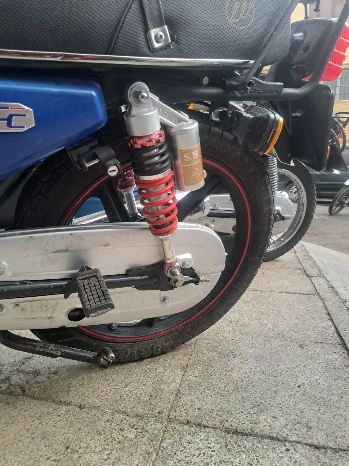 بسیارکم کار همش خواب بوده|موتورسیکلت|اصفهان, خانه اصفهان|دیوار