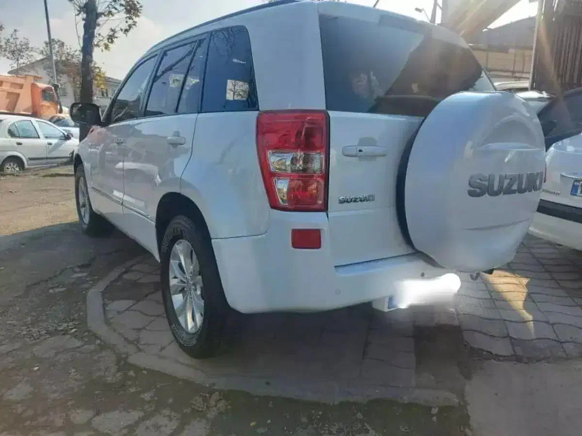 سوزوکی گرند ویتارا ۹۵ اتومات ۲۴۰۰|خودرو سواری و وانت|تهران, تاکسیرانی|دیوار