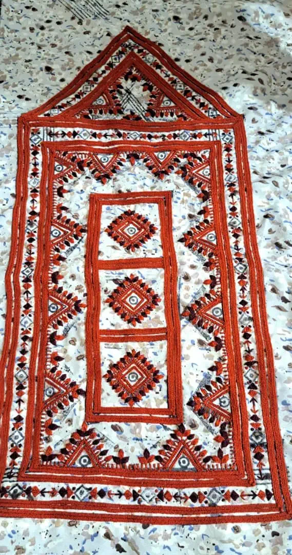 لباس های سیاه دوچ|لباس|سراوان, |دیوار