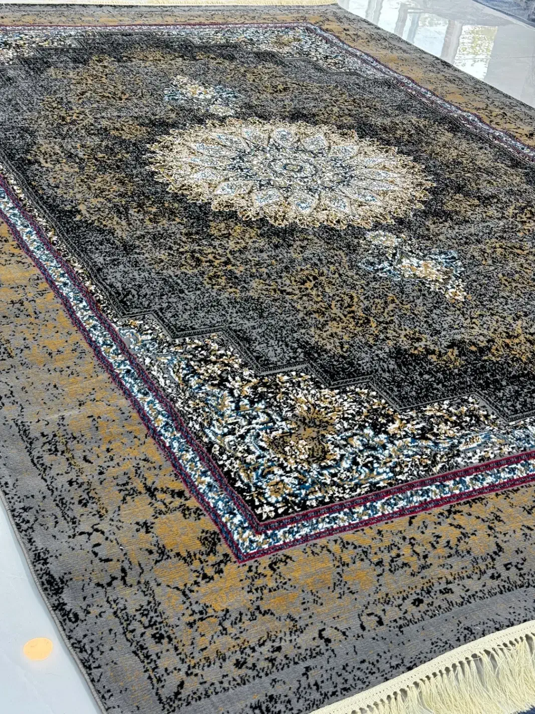 فرش شیک زیر ۶ میلیون|فرش|گرگان, |دیوار