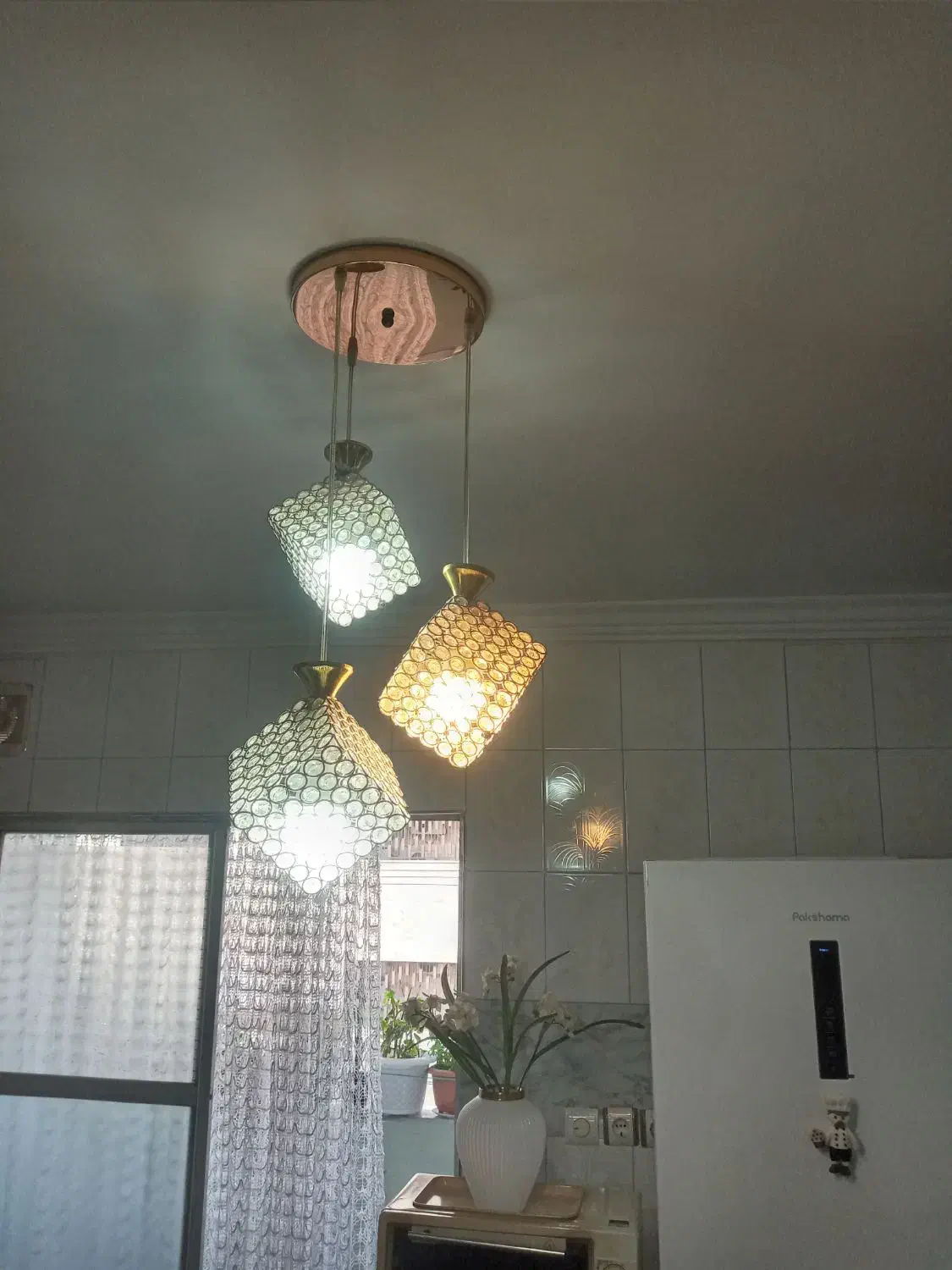 لوستر مناسب اشپزخانه و اتاق خواب|لوستر و چراغ آویز|گرگان, |دیوار