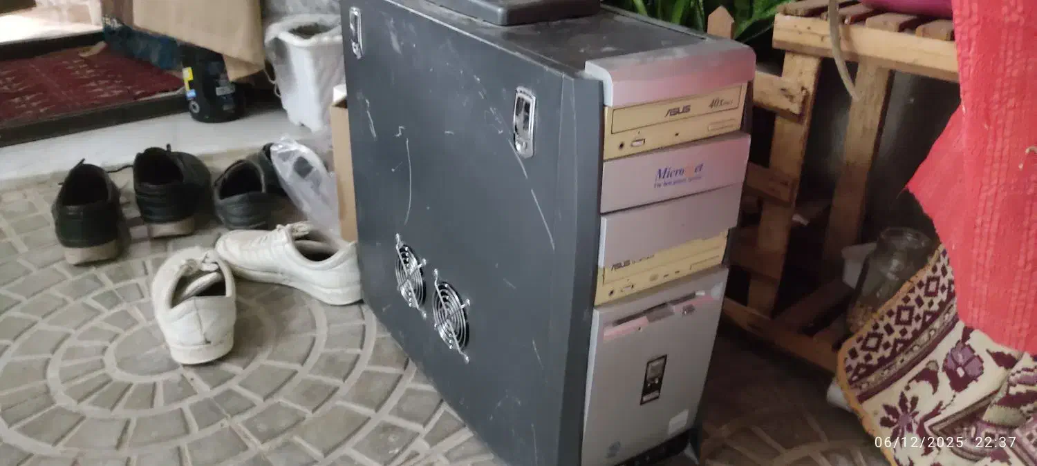 کیس و کیبورد، محافظ صفحه|قطعات و لوازم جانبی رایانه|بجنورد, |دیوار