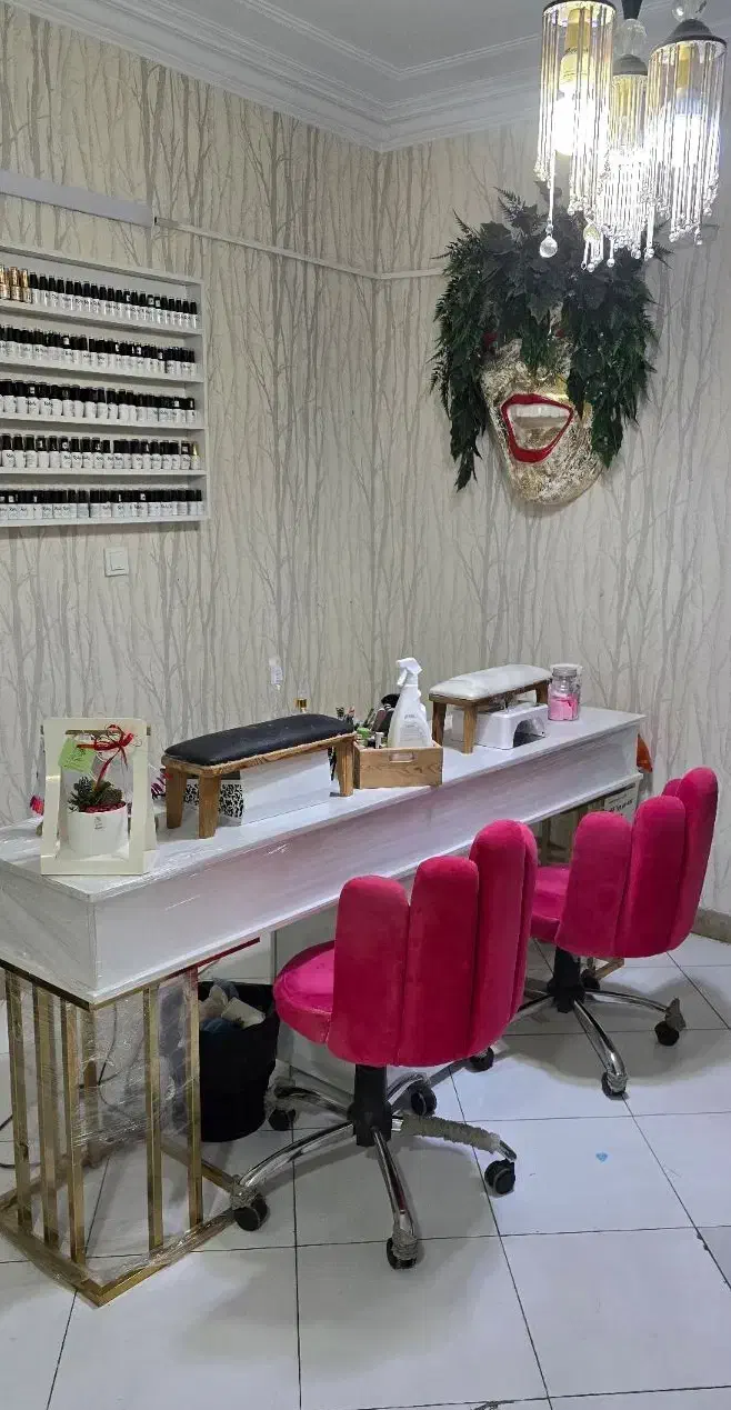 اجاره اتاق،میز ناخن صندلی وتخت جهت لاین های زیبایی|اجارهٔ دفتر کار، اتاق اداری، مطب|تهران, دردشت|دیوار