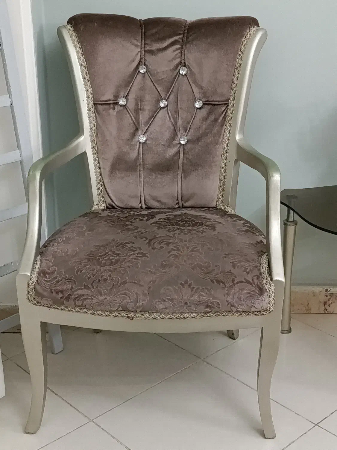 مبل ۷ نفره همراه میز ناهار خوری|مبلمان خانگی و میز عسلی|پرند, فاز ۲|دیوار