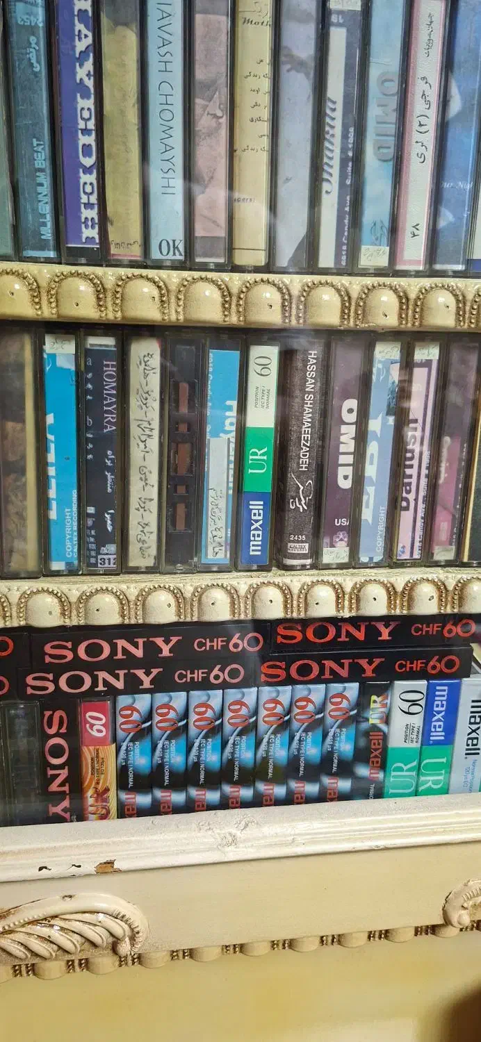 کلکسیون کاست های قدیمی و...|کلکسیون و سرگرمی|محمدشهر, همایون ویلا|دیوار