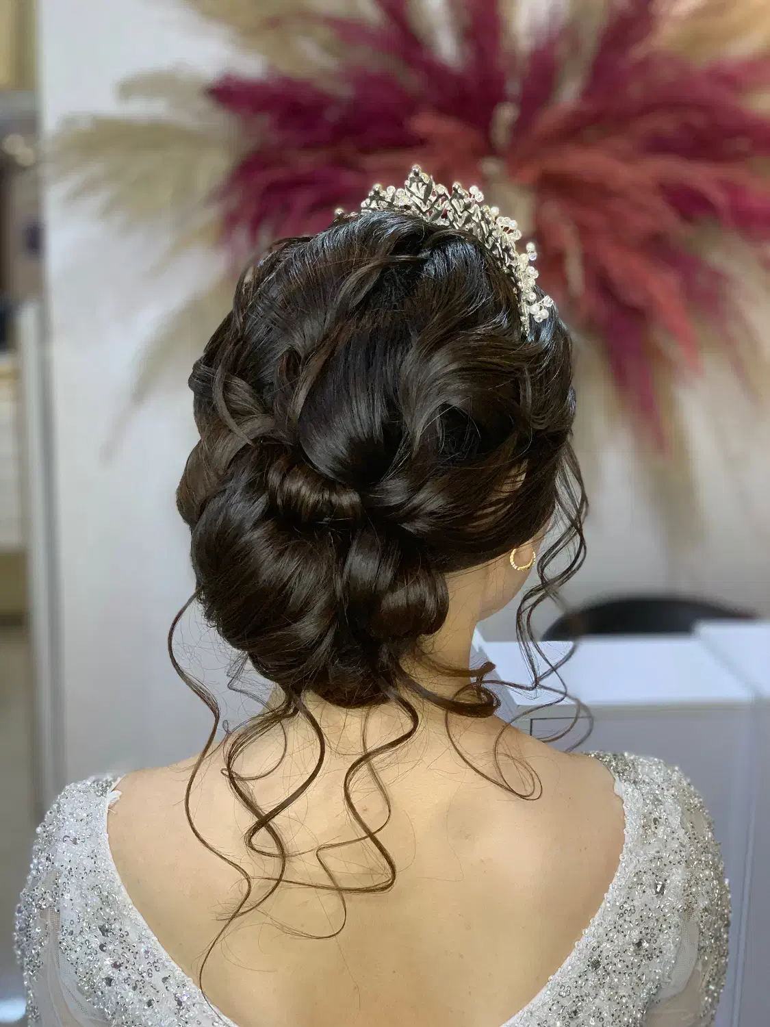 تخفیف میکاپ و شینیون|خدمات آرایشگری و زیبایی|قم, باغ شازده|دیوار