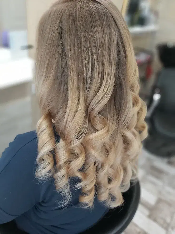 رنگ مو و کراتینه مو|خدمات آرایشگری و زیبایی|بندر گناوه, |دیوار