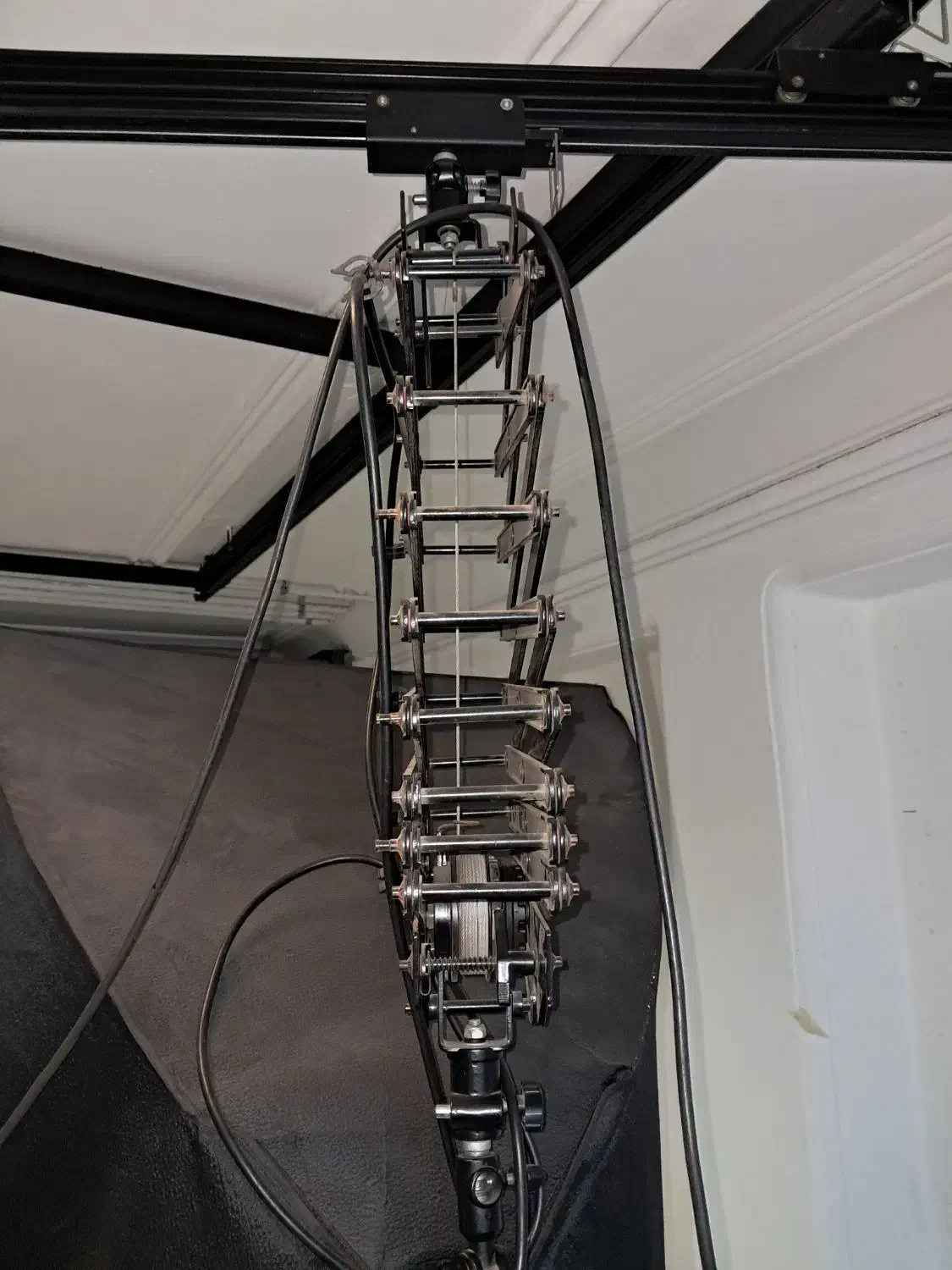 پانتو گراف 5 ریل 4 بازو . در حد نو|دوربین عکاسی و فیلم‌برداری|رشت, گلسار|دیوار