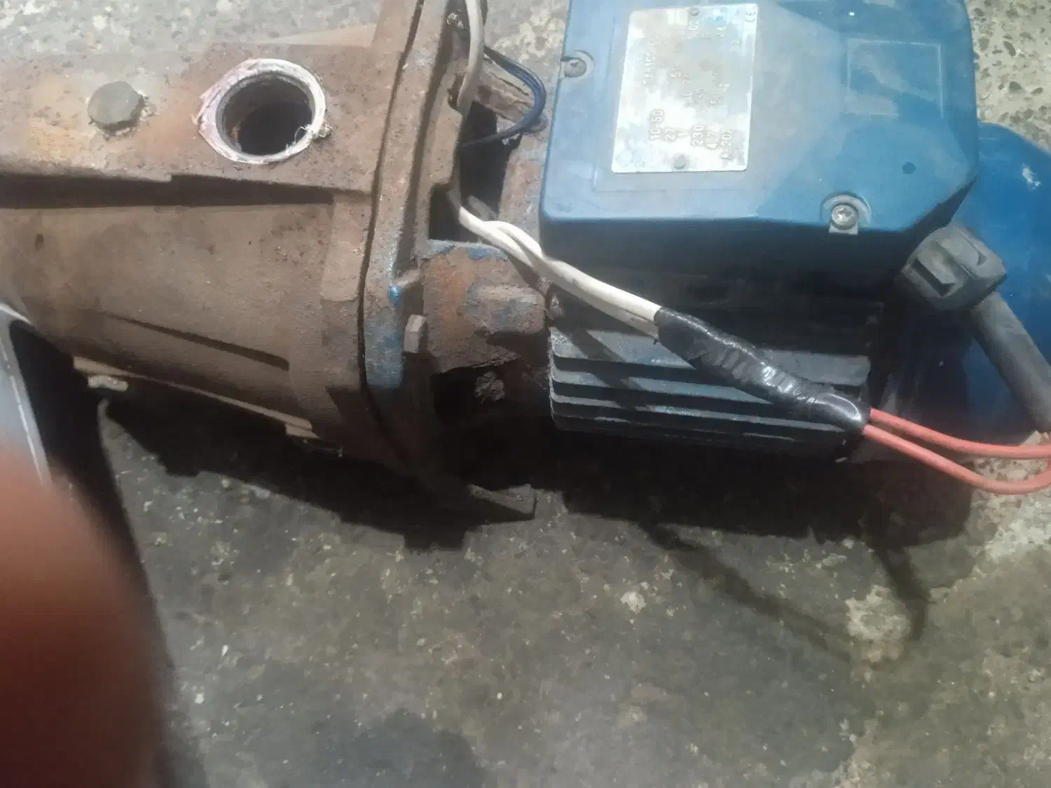 پمپ پنتاکس 1اسب در حد نو تضمینی 4500000تومن|مصالح و تجهیزات ساختمان|رشت, پیرسرا|دیوار