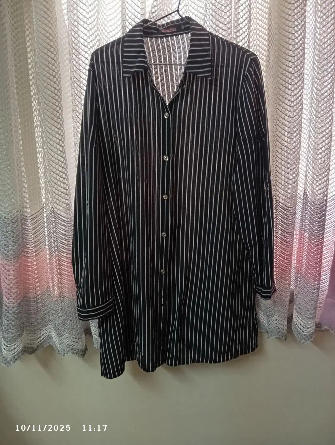 حراج  مانتو و لباس مجلسی  فقط 250.  300|لباس|تهران, مشیریه|دیوار