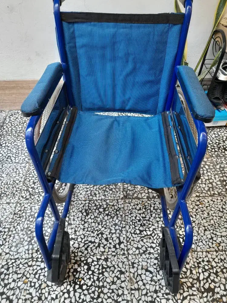 ویلچر تمیز سایز بزرگ|پزشکی|لنگرود, |دیوار