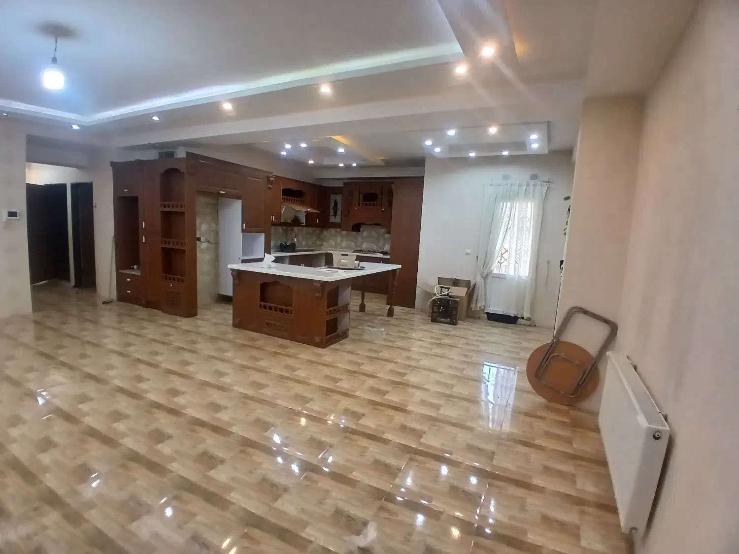 فروش واحد ۱۳۵ متری تک واحدی سه خواب|فروش آپارتمان|شاهدشهر, |دیوار