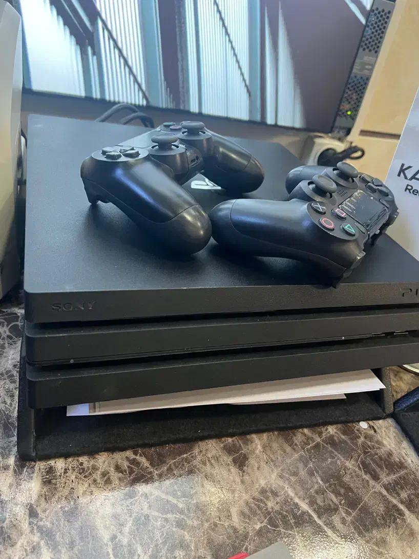 /Ps4 pro/پی اس فور پرو|کنسول، بازی ویدئویی و آنلاین|زنجان, |دیوار