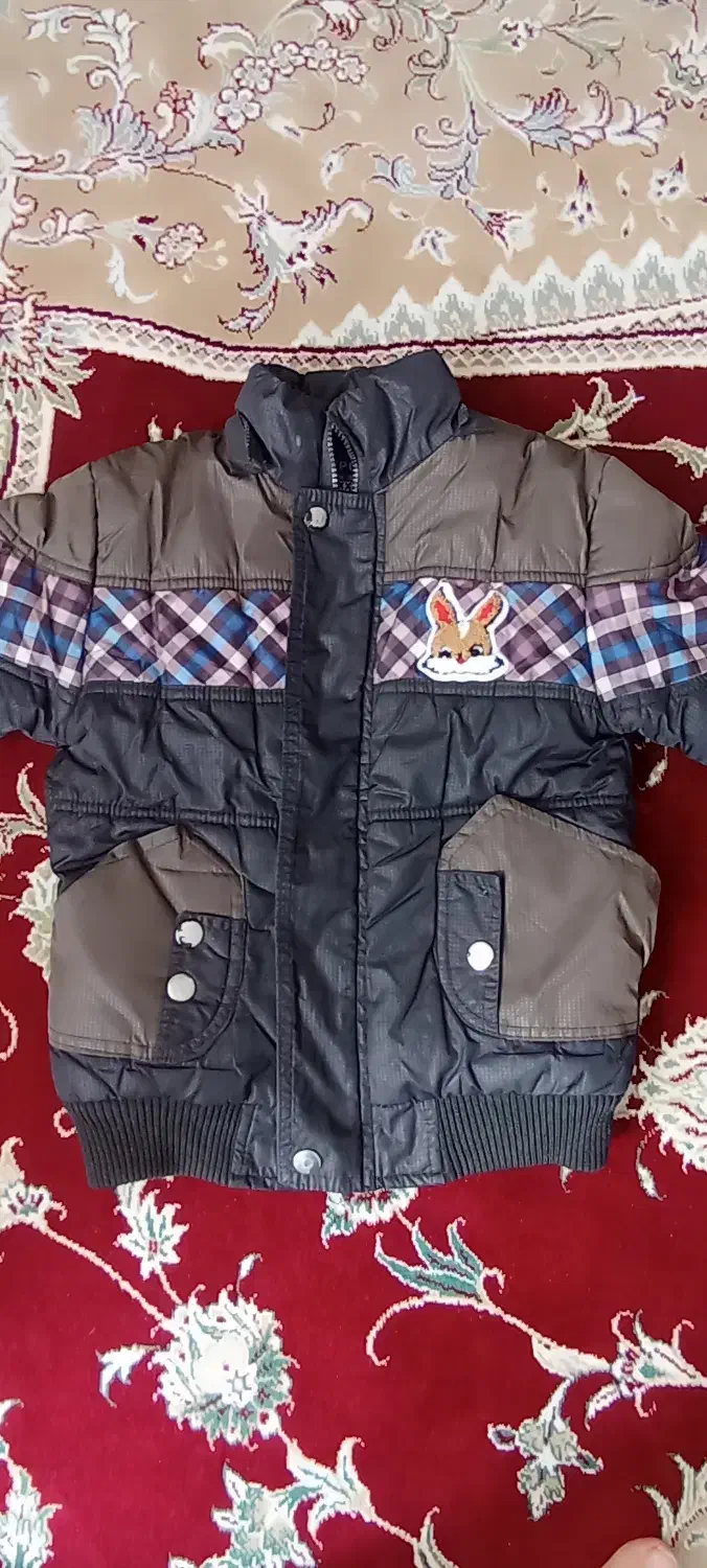 کاپشن|کفش و لباس بچه|یزد, |دیوار