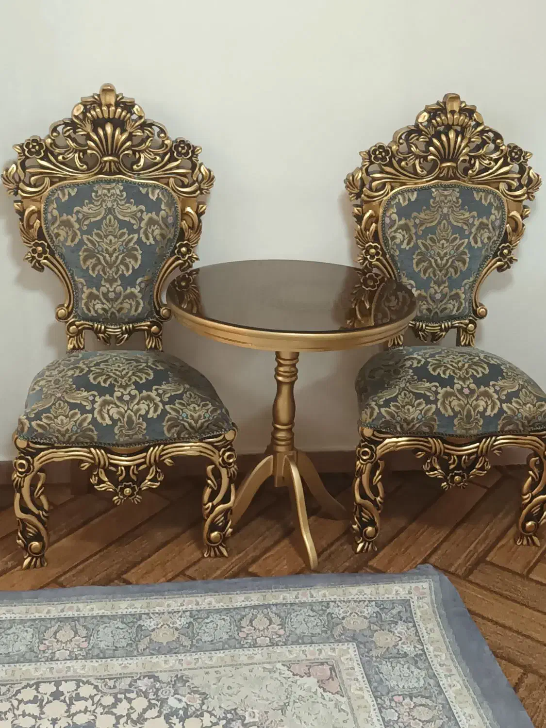 مبل سلطنتی زیبای بی نظیر رنگ خاص مخصوص افراد خاص|مبلمان خانگی و میز عسلی|تهران, خلیج فارس|دیوار