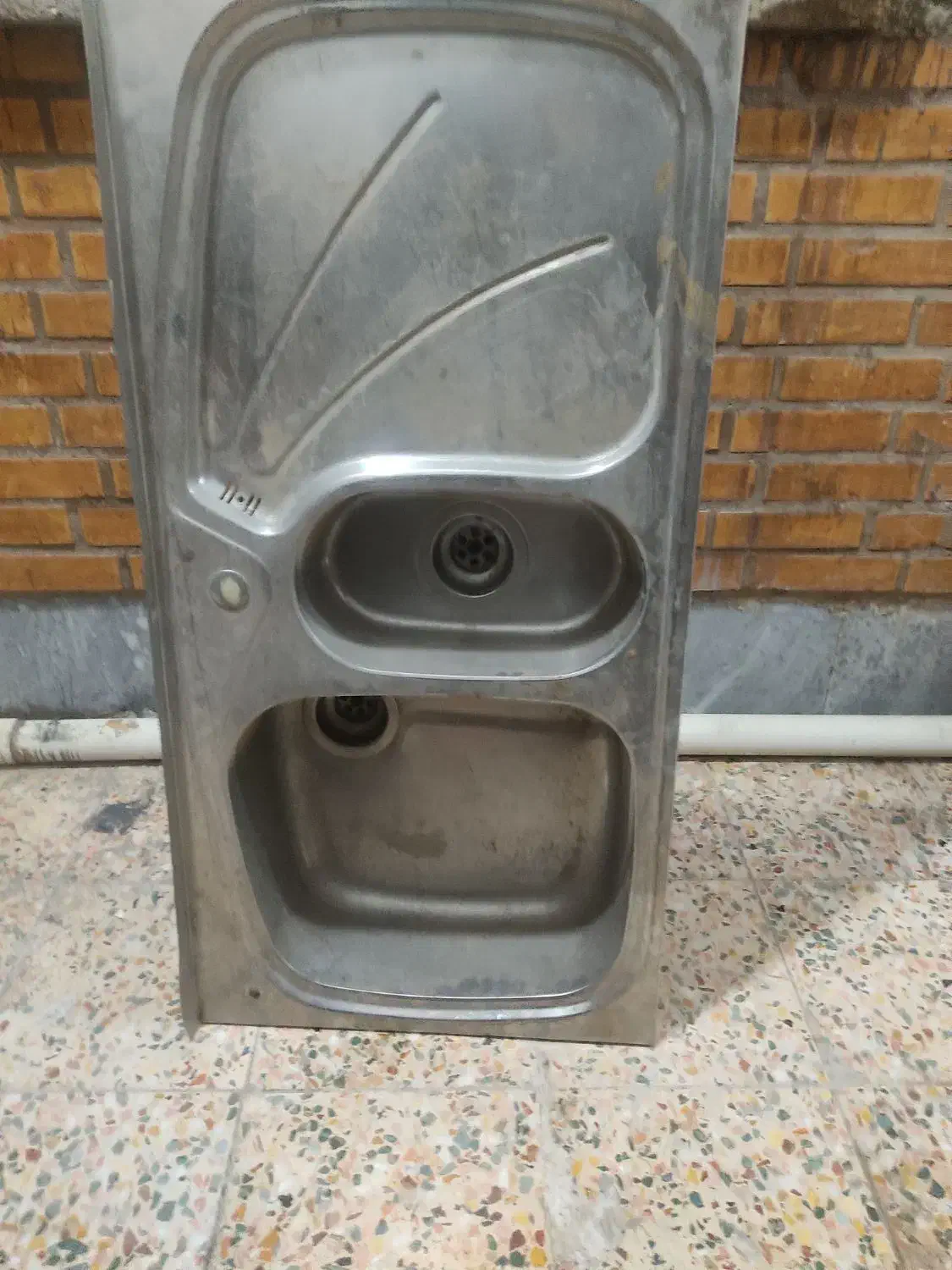 سینک ظرف شویی|آب‌چکان و نظم‌دهنده ظروف|اهواز, کوی مهدیس|دیوار