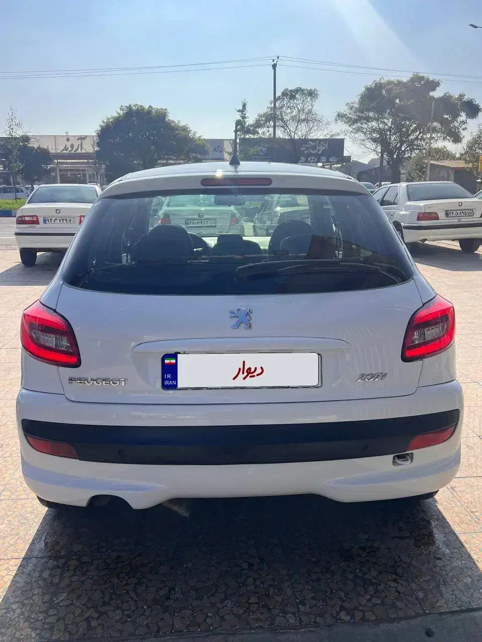 پژو 207 مدل 402 پانوراما دنده  در حد درجه یک|خودرو سواری و وانت|صومعه‌سرا, |دیوار