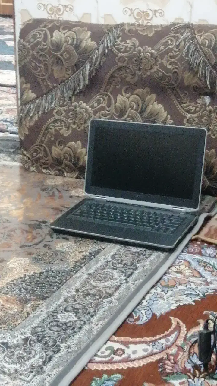 تبلت|تبلت|جالق, |دیوار