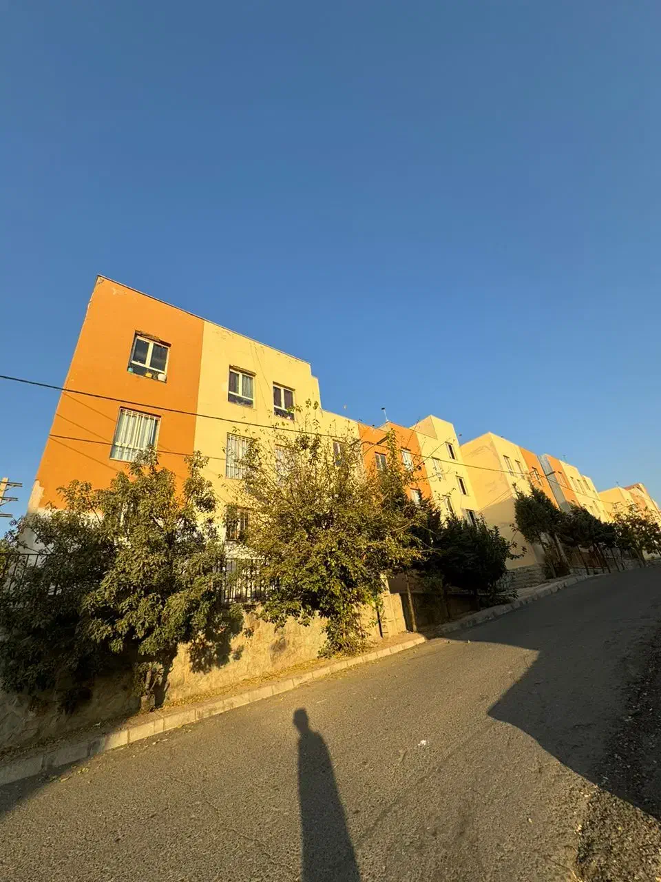 80 متر /دو خوابه/نورگیر /خوش نقشه|فروش آپارتمان|هشتگرد, شهرک پامچال|دیوار