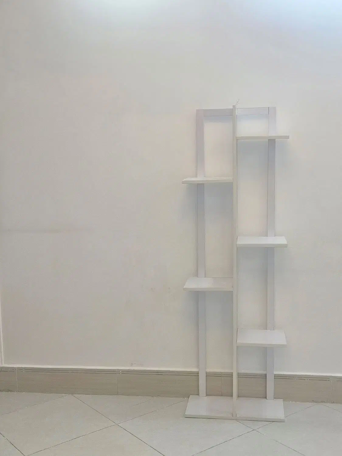 شلف طبقاتی برای گلدان|کتابخانه، شلف، قفسه‌های دیواری|زاهدان, |دیوار