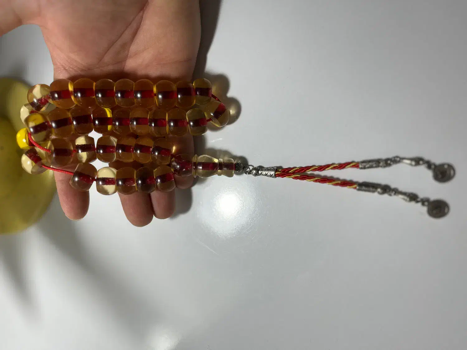 تسبیح سندلوس|کلکسیون اشیاء عتیقه|اردبیل, |دیوار