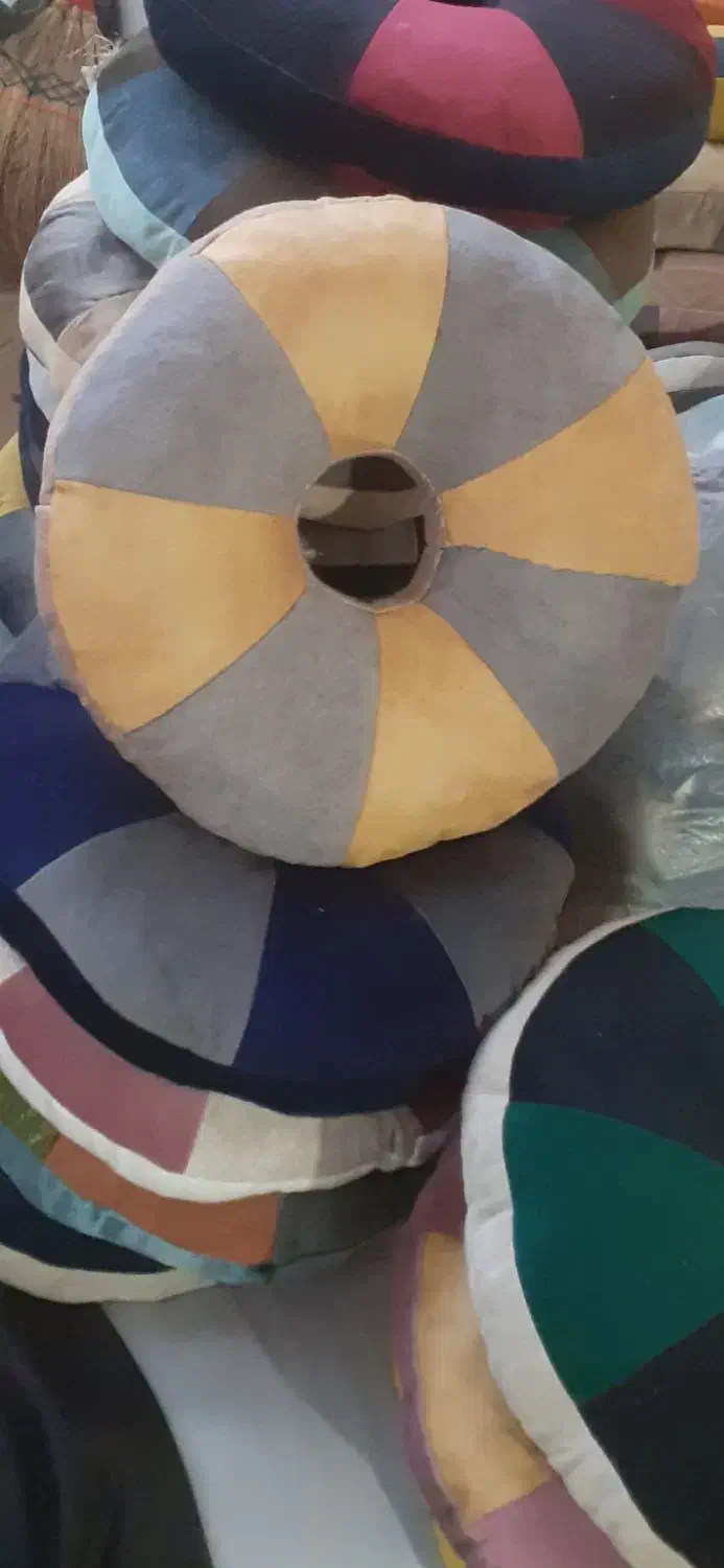 نشیمن دوناتی مفت|رختخواب، بالش، پتو|شاندیز, |دیوار