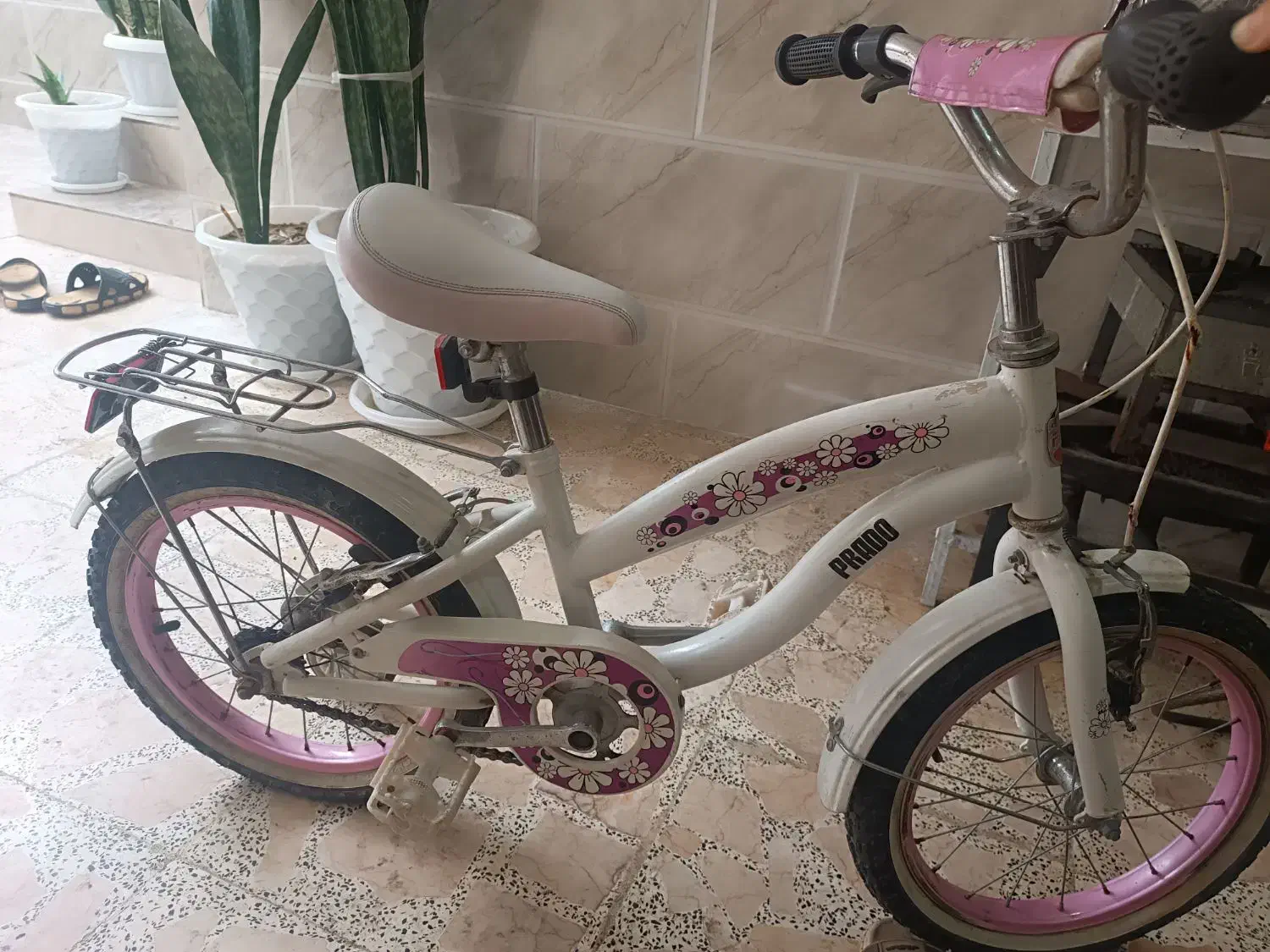 دوچرخه دخترانه کارکرده|دوچرخه، اسکیت، اسکوتر|شفت, |دیوار