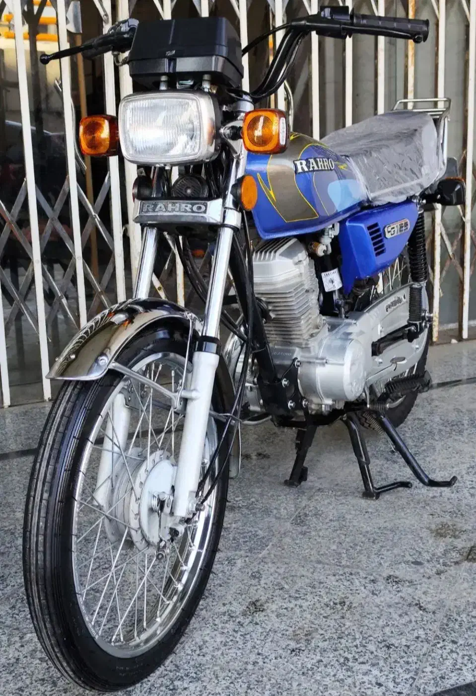 موتور ۱۲۵ رهرو مدل ۹۴|موتورسیکلت|شیراز, مسلم|دیوار